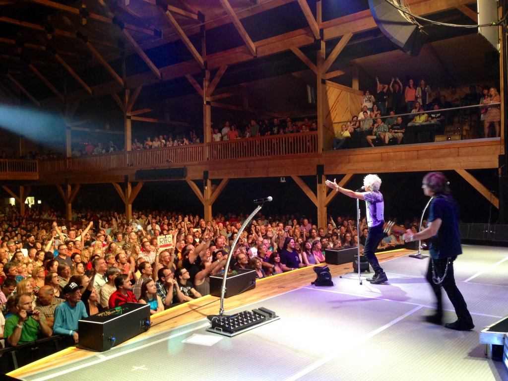 Kevin Cronin surveys the kingdom. (Photo by REO Speedwagon).