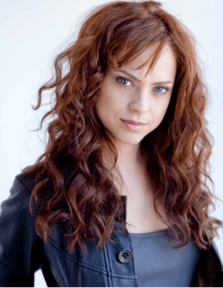 Fiona Dourif (Photo by: bluestella photography)